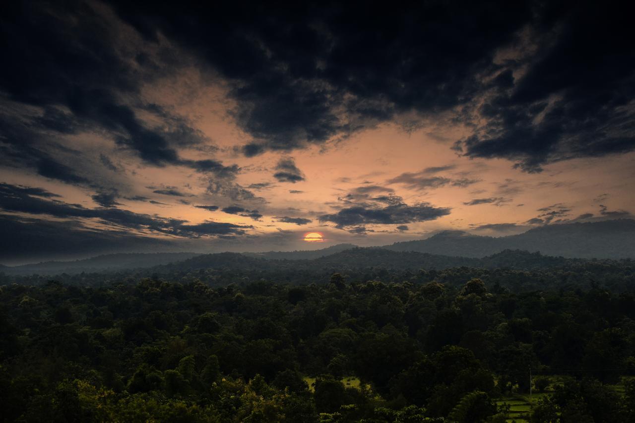 Pench Jungle Camp Hotel Khawasa Bagian luar foto