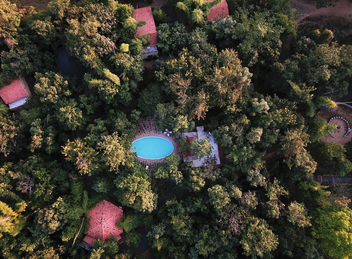 Pench Jungle Camp Hotel Khawasa Bagian luar foto