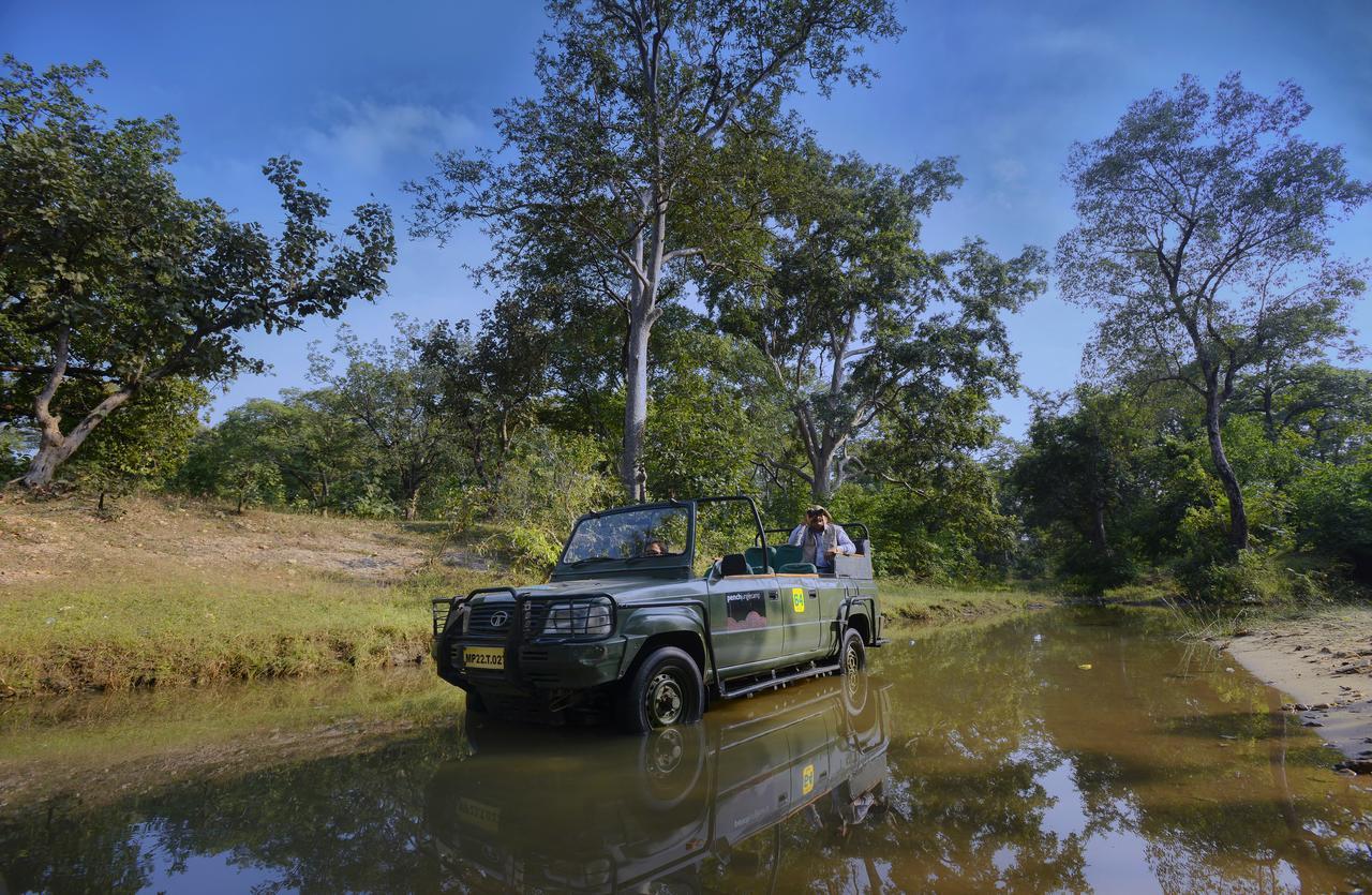 Pench Jungle Camp Hotel Khawasa Bagian luar foto