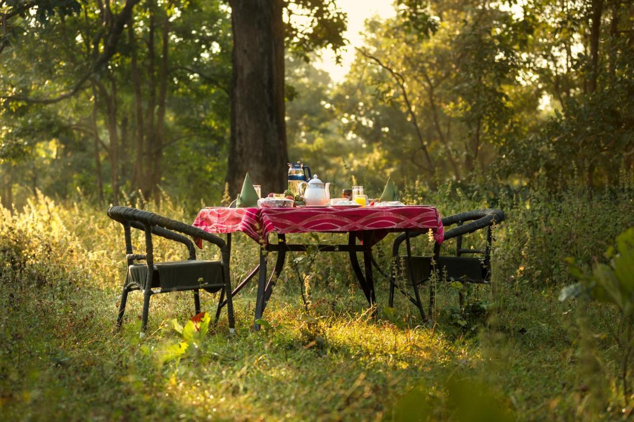 Pench Jungle Camp Hotel Khawasa Bagian luar foto