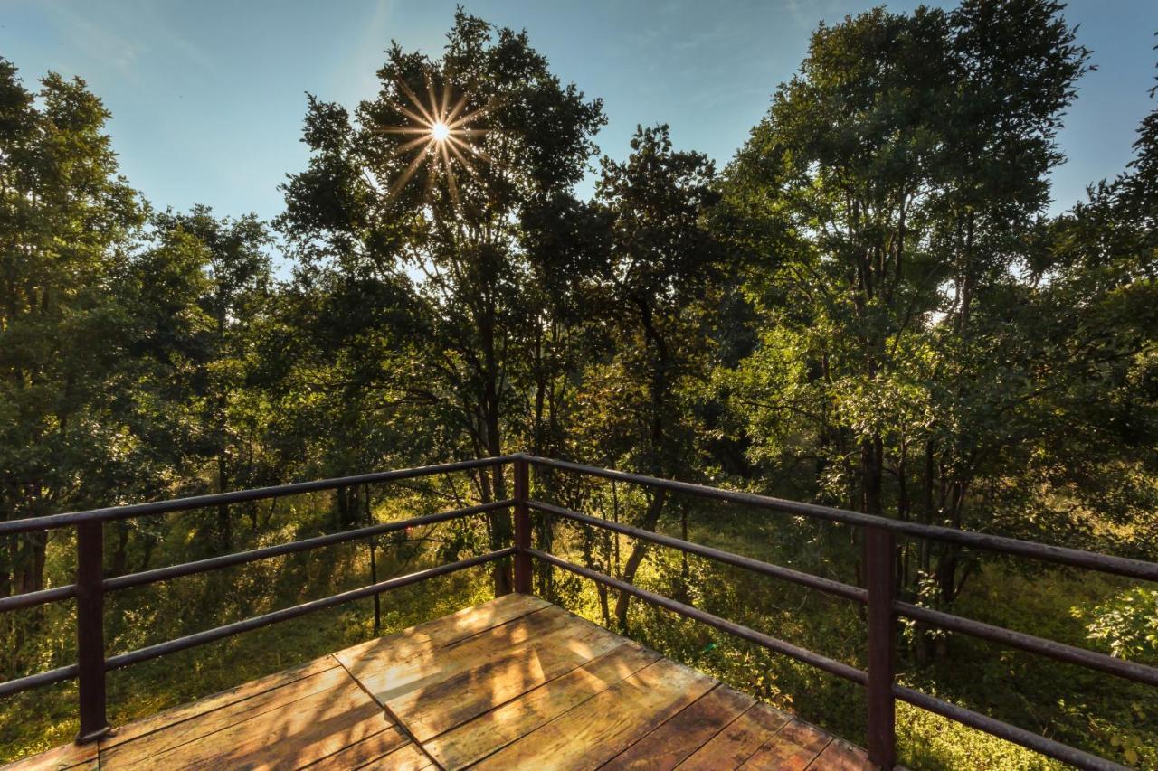 Pench Jungle Camp Hotel Khawasa Bagian luar foto